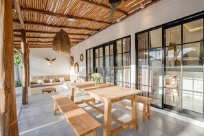 Basic Villa, Multiple Beds | Dining - Villas Ruta I & II (Tabanan)