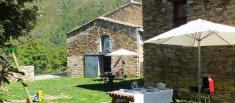 Independent house, private barbeque. Pardines Valley. Girona Pyrenees