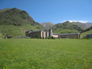 Exterior - Comfortable high mountain house. 10 km from La Molina. Ripollès Pyrenees (Fornells de la Muntanya)