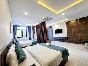ห้องแฟมิลี่ | เครื่องนอนระดับพรีเมียม, มินิบาร์, ตู้นิรภัยในห้องพัก, โต๊ะทำงาน