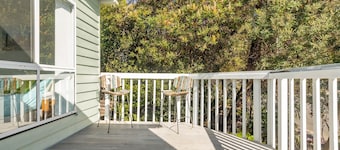 Spinnaker 2 @ Boomerang Beach