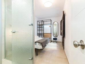 1 bedroom, iron/ironing board, Internet, bed sheets