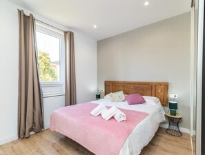 1 bedroom, iron/ironing board, internet - Apartment in a restored mansion in Granada. (Granada)