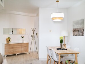 Dining - Apartamento Piedra Santa (Granada)