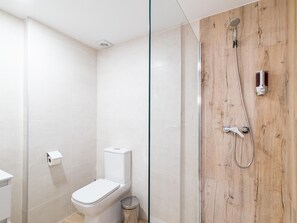 Shower, hair dryer, towels - Apart. en el centro de GranadaApart. en el centro de Granada (Granada)