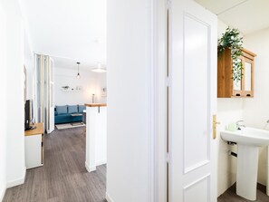 Interior - Apartanto en zona Realejo de Granada (Granada)