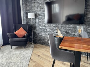 Interior - Apartment 'Lago Di Costanza I' with Balcony and Wi-Fi (Friedrichshafen)