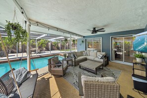 Pool - Sea Pointe | Oasis w/ Private POOL Near Beach! (Sarasota)