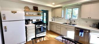 Ravens Roost: Family Farmhouse Near Capitol Reef