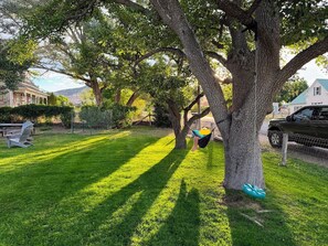 Children’s area - Stylish Farmhouse by Capitol Reef. Books, Full Kitchen, Kid-Friendly. (Teasdale)