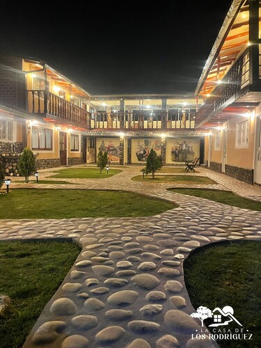 LA Casa DE LOS Rodriguez