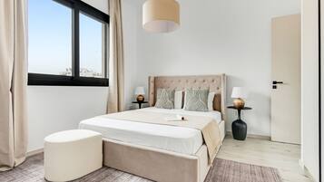 2 bedrooms, iron/ironing board, internet, bed sheets