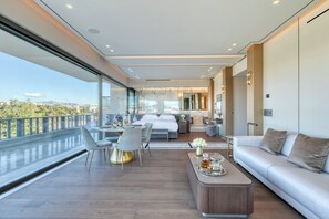 تلفزيون ذكي، برامج وأفلام نتفليكس، خدمات بث، طابعة