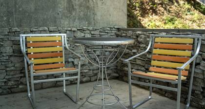 Downtown Historic Loop Downstairs Queen Free Parking