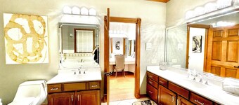 Huge Farmstay w/ Pool, Animals, Pond, Event Barn, & Clubhouse w/ Game Room
