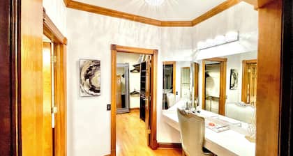 Huge Farmstay w/ Pool, Animals, Pond, Event Barn, & Clubhouse w/ Game Room