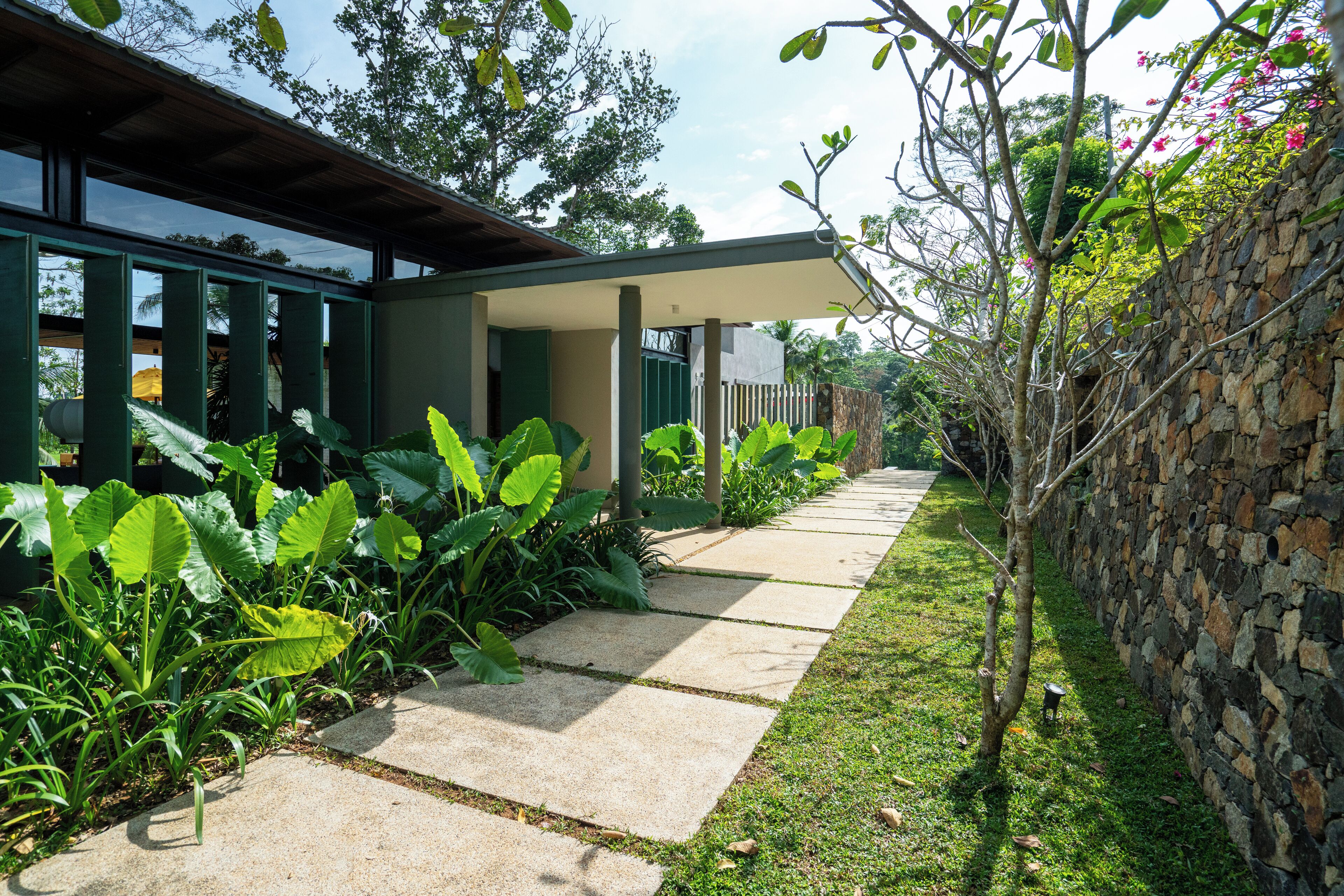 Bahagian luar