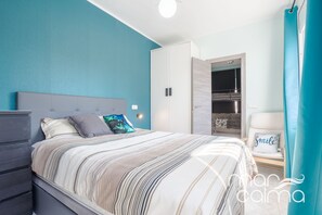 3 bedrooms, Internet, bed sheets - Espectacular Villa con Piscina Privada (Mont-roig del Camp)