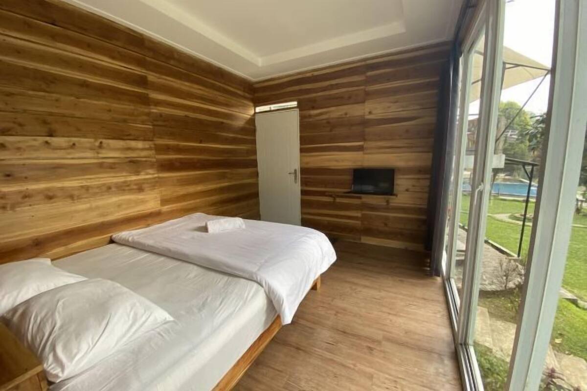 Wifi gratis y ropa de cama 