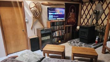 2 dormitoris, escriptori, planxa i posts de planxar i wifi gratuïta
