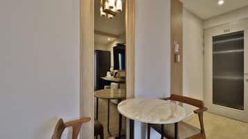 Luxury Twin Room | Egyptian cotton sheets, premium bedding, down comforters, desk