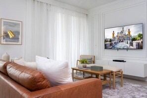 Téléviseur, bureau