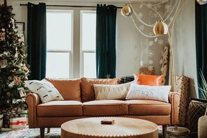 スマートテレビ、書庫、ステレオ