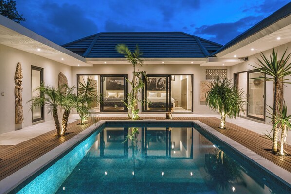 Exterior - Villa Batik - Stylish 3BR Villa (Seminyak)