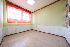 Basic Room, 2 Bedrooms (hosu) | 1 bedroom, free WiFi