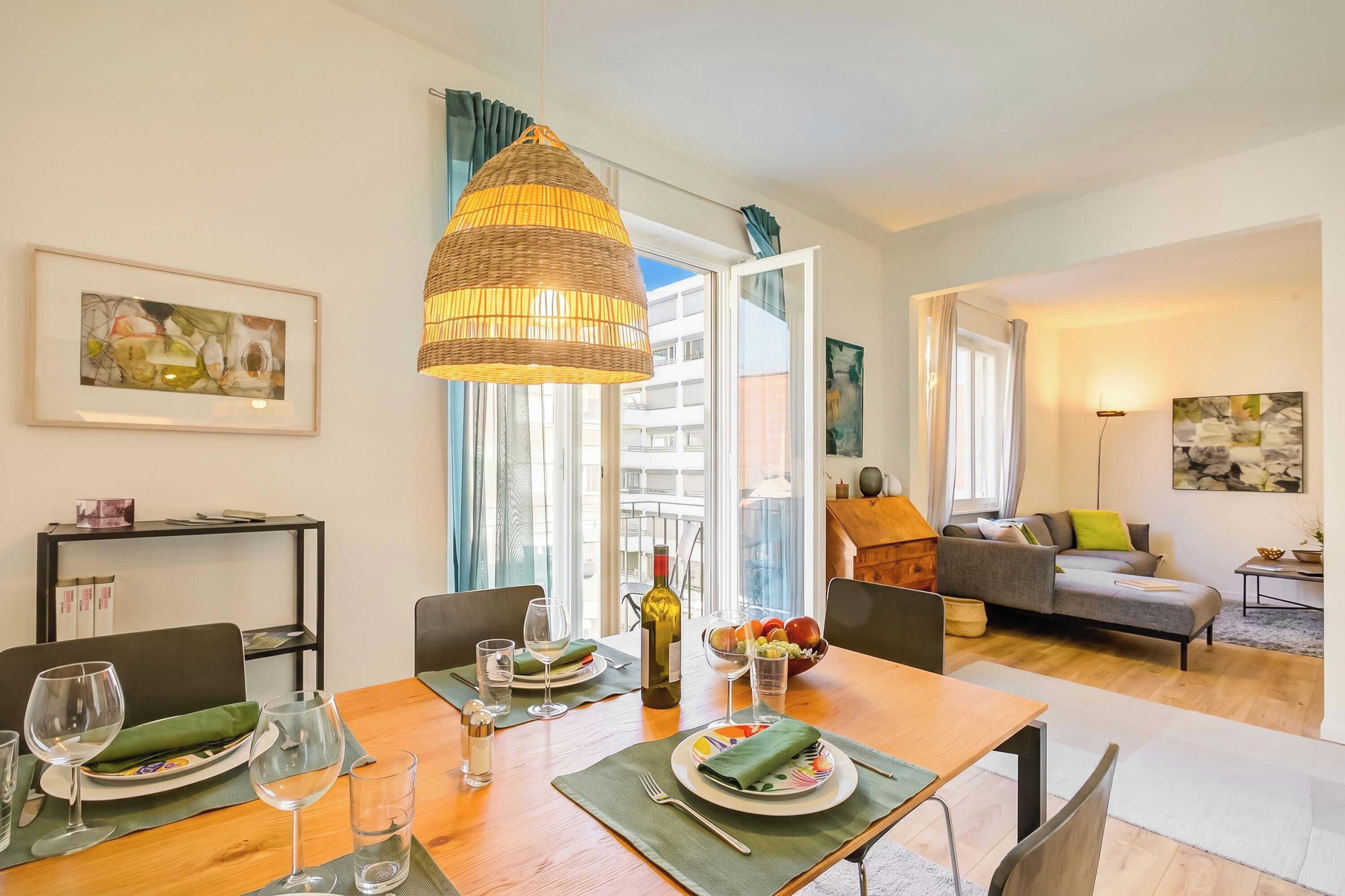 Standard Apartment, 1 Bedroom, Balcony (Modern Apartment Lugano with Balcony) | Dining