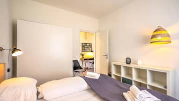 Standard Apartment, 1 Bedroom, Balcony (Modern Apartment Lugano with Balcony) | 1 bedroom, in-room safe