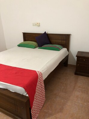 Free WiFi - Lagoon Waves (Seeduwa - Katunayake)