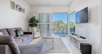 Drift Apartments - 3 Bedroom with Private Rooftop