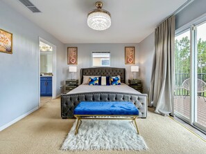 5 Schlafzimmer, Bügeleisen/Bügelbrett, Reisekinderbett, WLAN