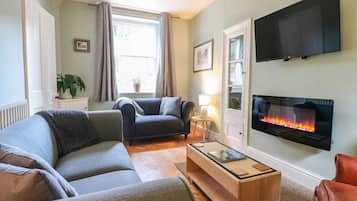 Cottage | Living area