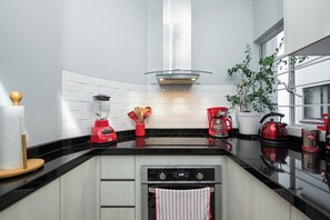 Fridge, microwave, oven, toaster - Casa de Chiles - the best spot in Cuauhtémoc (Mexico City)