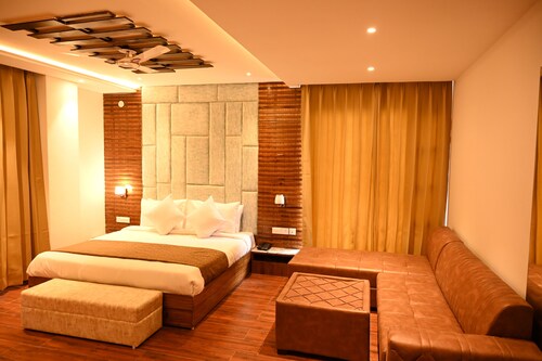 Hotel Saffron Kiran - Dalhousie