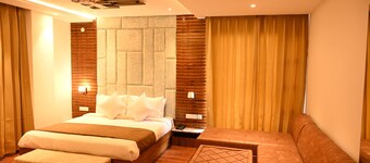 Hotel Saffron Kiran - Dalhousie