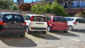 A parking lot with several cars parked. - Vrbo Property (Gorizia)