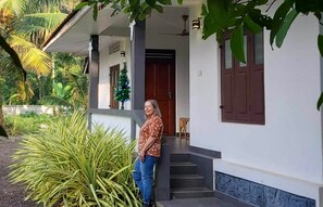 Exterior detail - perfect place for enjoy simple pleasures of life (Vadakkemuri)