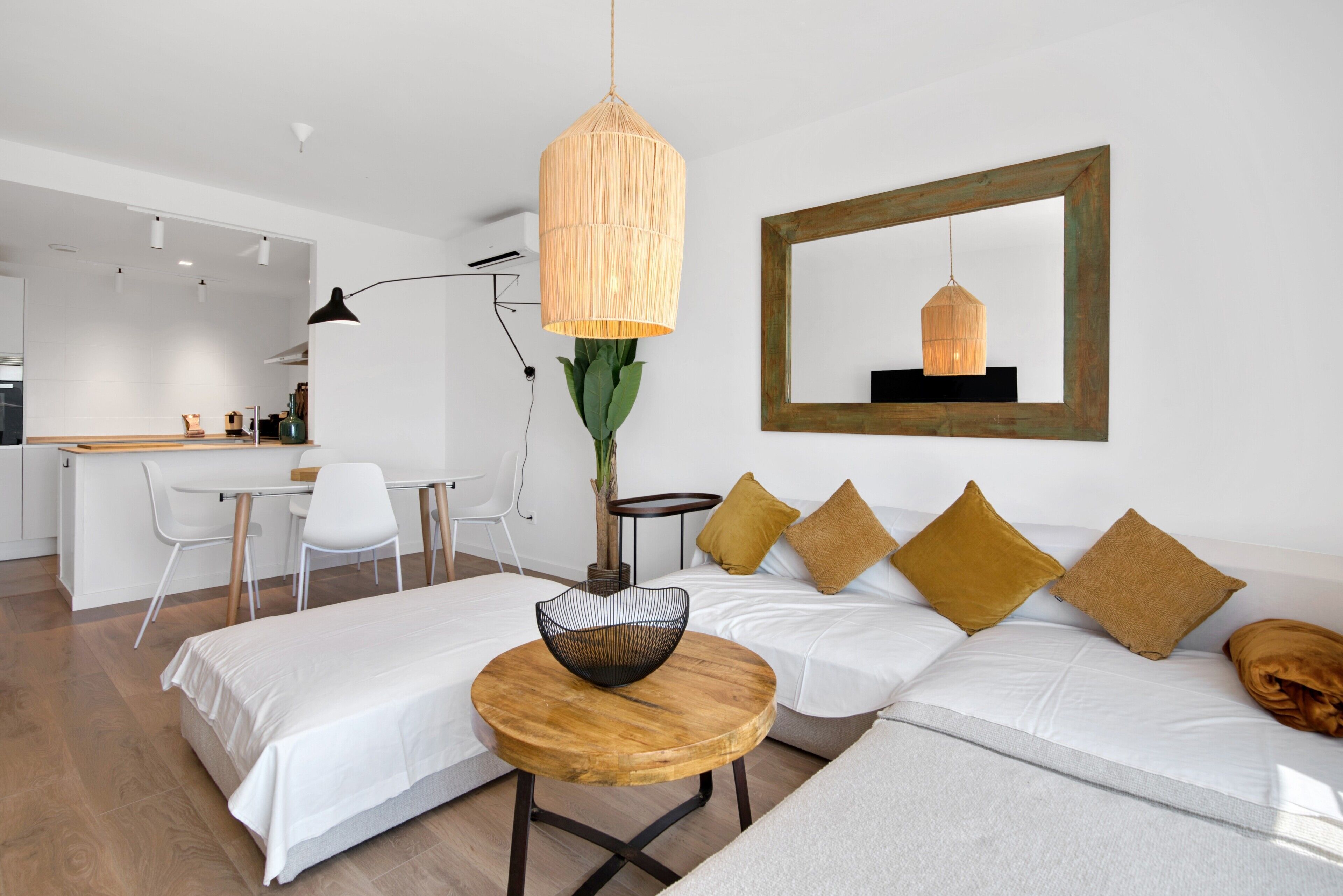 2 habitaciones, wifi gratis y ropa de cama 