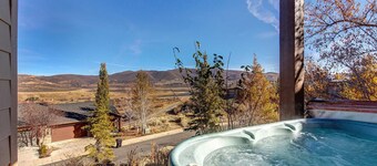 New! Huge Family Retreat near Deer Valley Ski Gondola w/Hot Tub and Lake Views