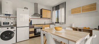 Holiday Apartment 'Pedragosa' close to the Beach with Mountain View, Shared Pool & Wi-Fi