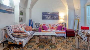 Fernseher, Stereoanlage