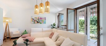 Holiday Home 'Villa Fox' with Garden, Balcony & Shared Wi-Fi