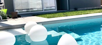 Maison de vacances « Chalet Al Mare » avec piscine privée, jardin privé et climatisation