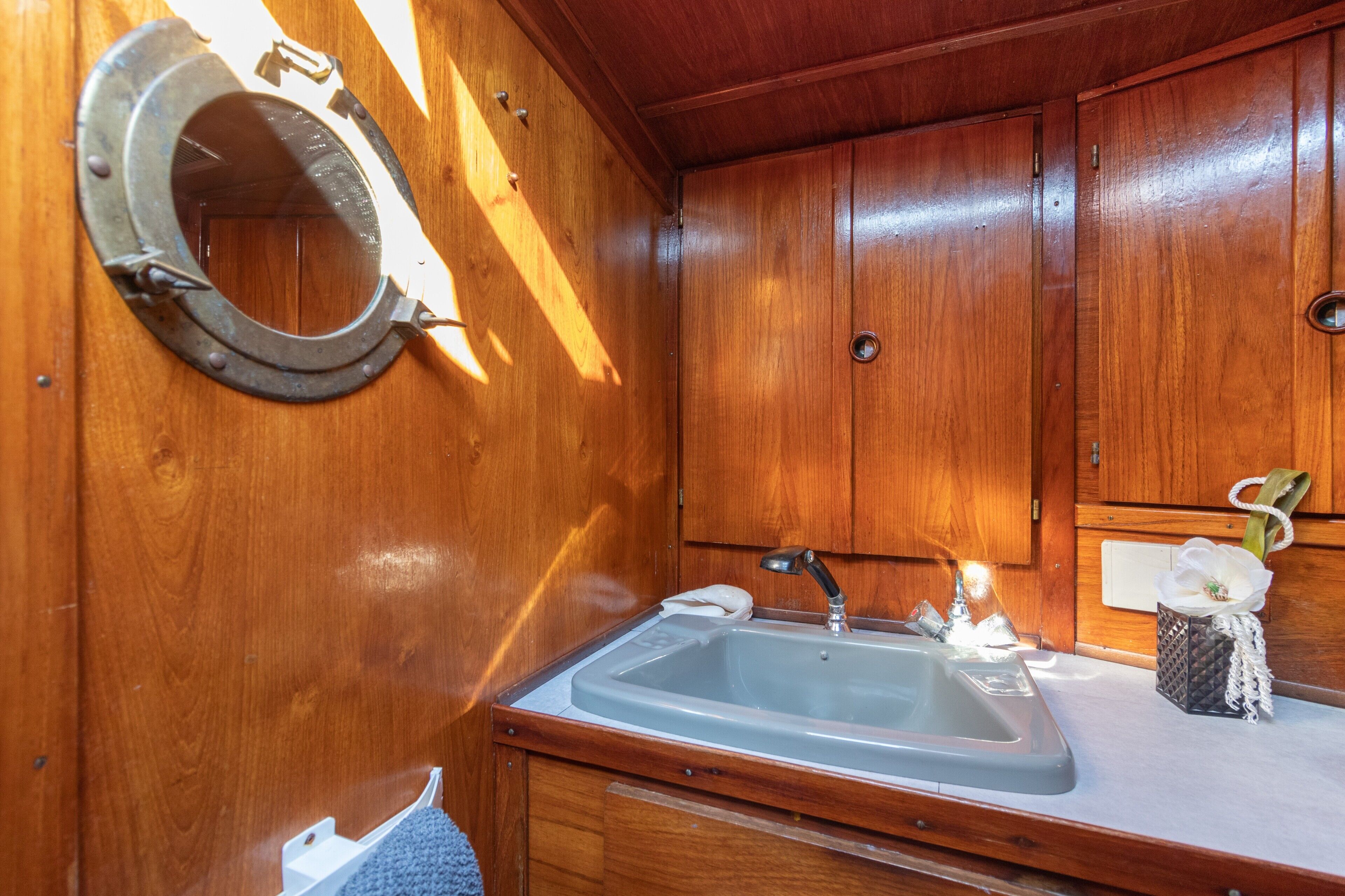 Douche, serviettes fournies