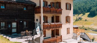 Holiday Apartment 'Casa Silvia' with Mountain View, Terrace & Wi-Fi