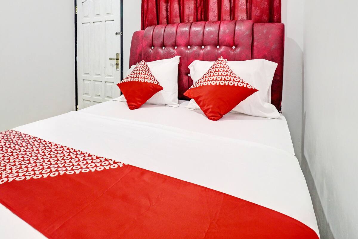 Quarto casal standard | Escrivaninha, Wi-Fi de cortesia, roupa de cama