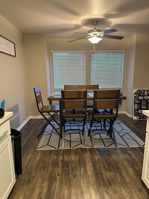 Dining - A place away from home awaits you. Family size, nice and cozy. (Grove)